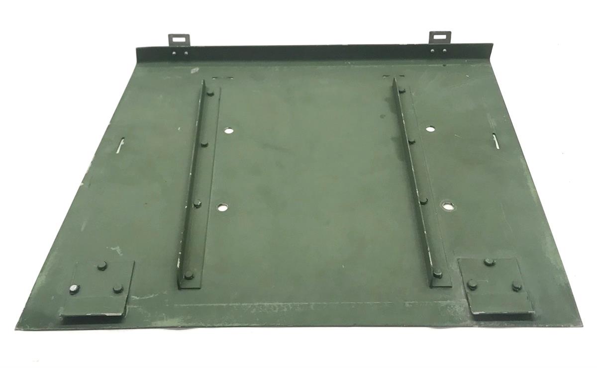 M998 NOS LEFT REAR SEAT TOP PLATE COVER PN 12339047-1 CP1R2T3B Humvee
